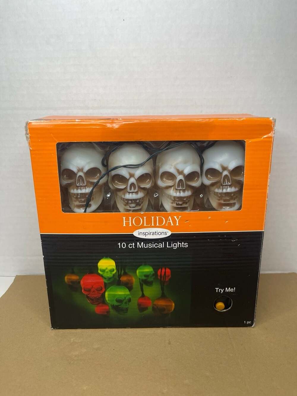 Gemmy Holiday Inspirations 10 ct Musical Skull Halloween String Lights